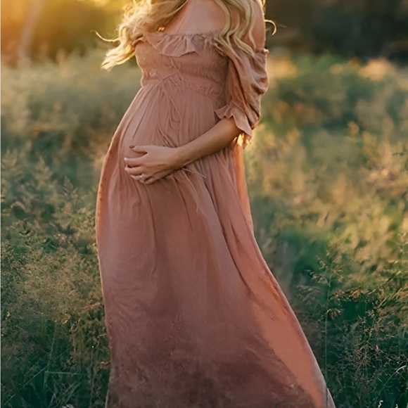 Momyknows Pink Boho Flowy Bump Friendly Off Shoulder Maternity Maxi Dress - Picture 4 of 4